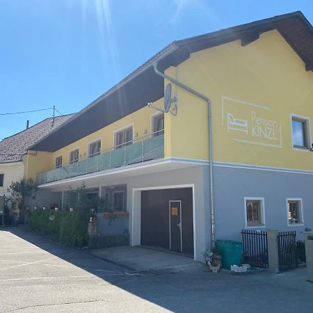 Pension Kinzl Mit E-Ladestation Offenhausen Dış mekan fotoğraf
